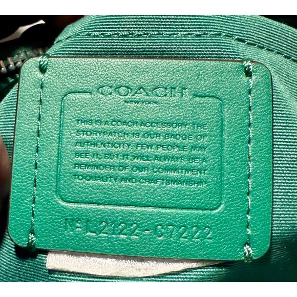 NWT Coach Pennie Shoulder Bag in Shamrock Green - Picture 6 of 9